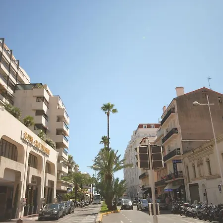 Gray D'albion * Cannes